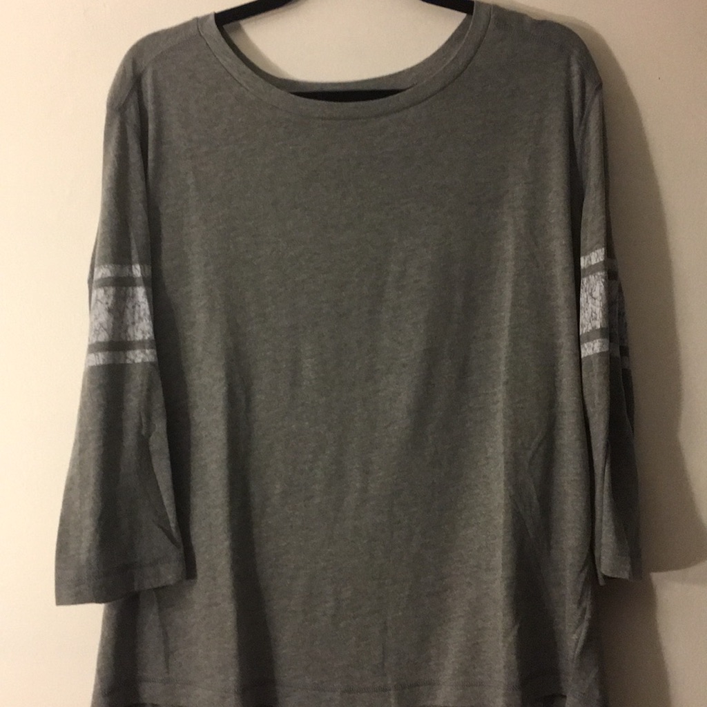 Nwot Basic Varsity Style Tee